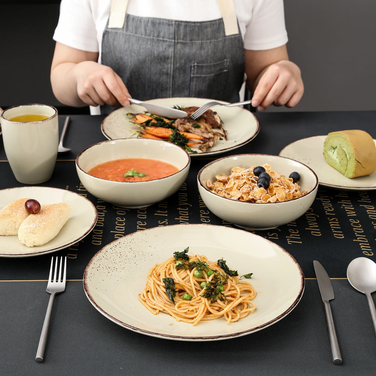 Service "Lebanese" pour 4 en porcelaine